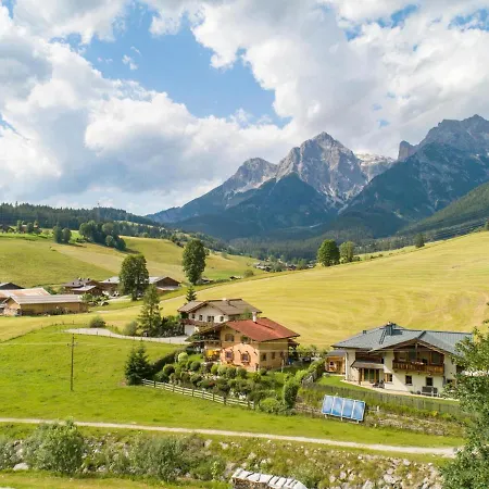 Sommerstein Maria Alm am Steinernen Meer
